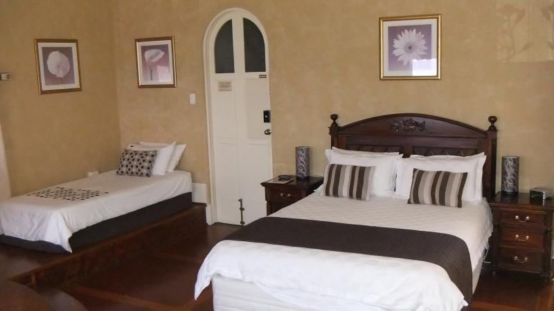 The Madsen Boutique Hotel Пингвин Экстерьер фото